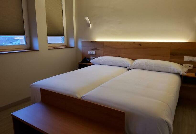 Номер Стандарт, Marques De Aguilar