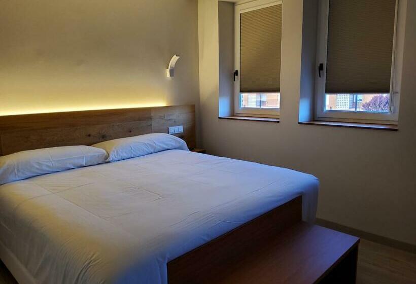 Номер Стандарт, Marques De Aguilar