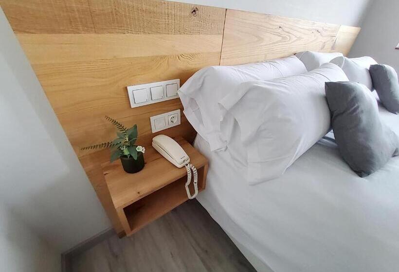 Номер Стандарт, Marques De Aguilar