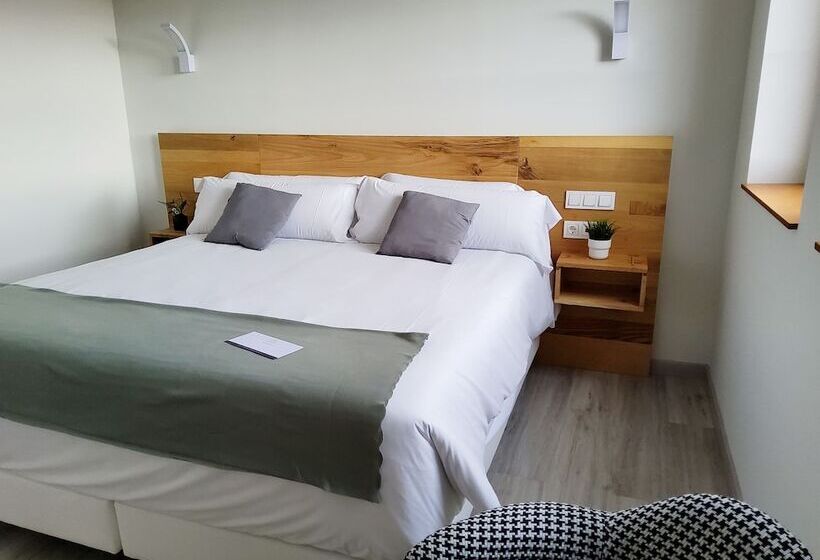 Номер Стандарт, Marques De Aguilar