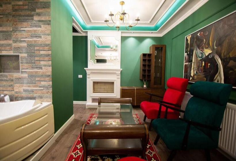 带大床的高级房间, Boutique Hotel Kooperativa