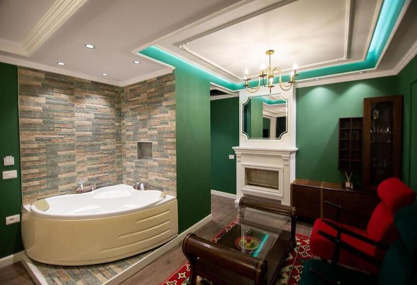 带大床的高级房间, Boutique Hotel Kooperativa
