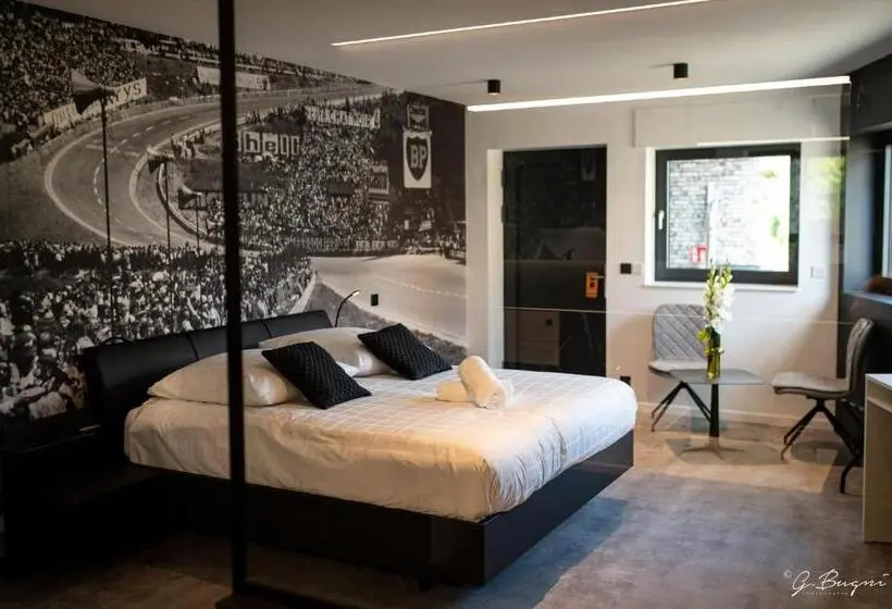 デラックススイート, Boutique Hôtel, La Cour De La Reine, Rooftop & Bistronomique Restaurant