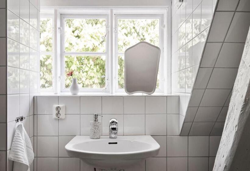 غرفة قياسية فردية, Hammenhögs Gästgivaregård