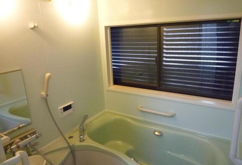 Дом 1 Спальня, Guesthouse Azmo   Vacation Stay 22715v