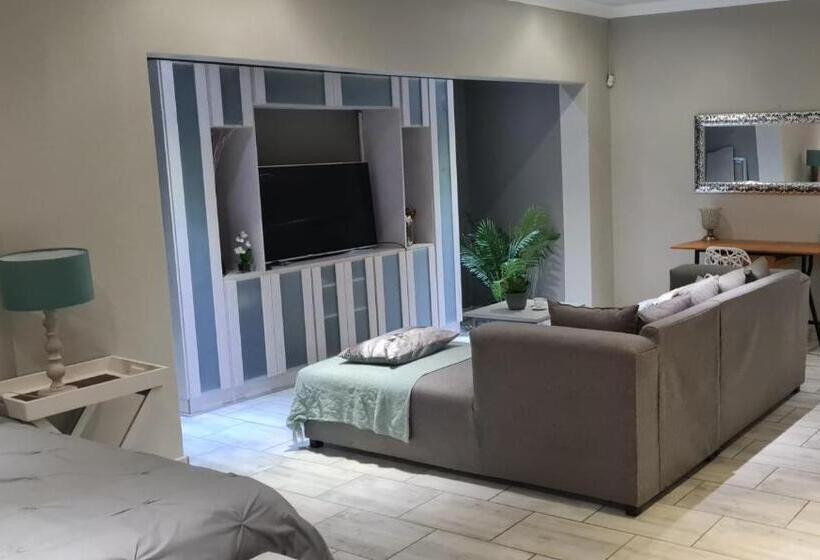 Апартаменты Deluxe 1 Спальня, Bayswater Guest Rooms