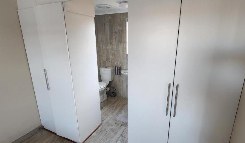 Апартаменты 1 Спальня Нижний Этаж, Bayswater Guest Rooms