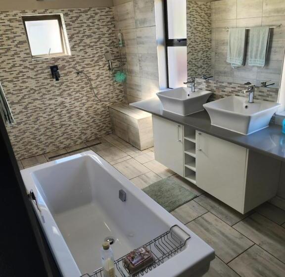 Номер Deluxe, Bayswater Guest Rooms