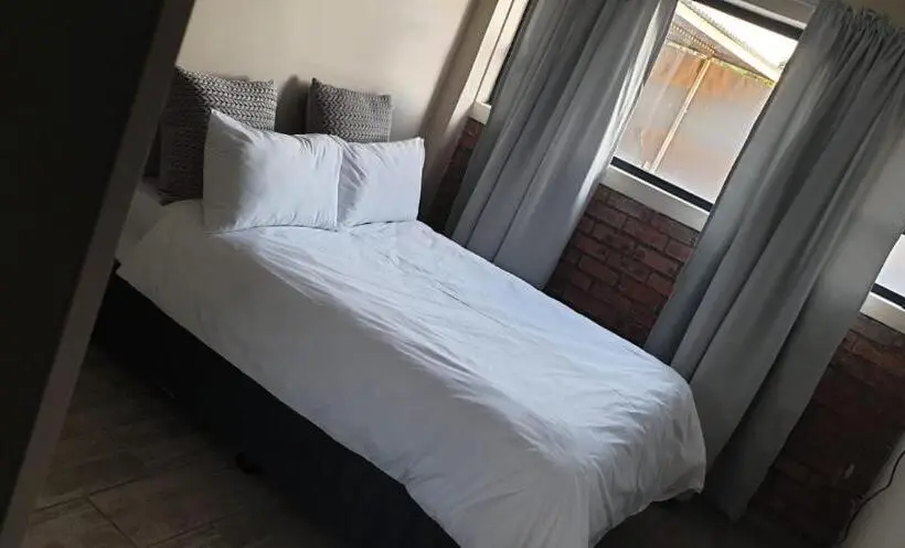 エコノミールーム, Bayswater Guest Rooms