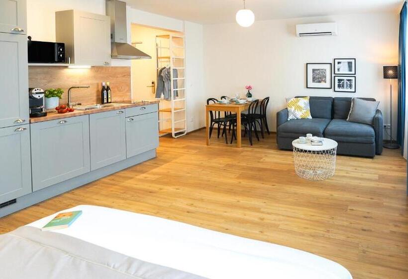 استودیوی استاندارد, Citadines South Vienna