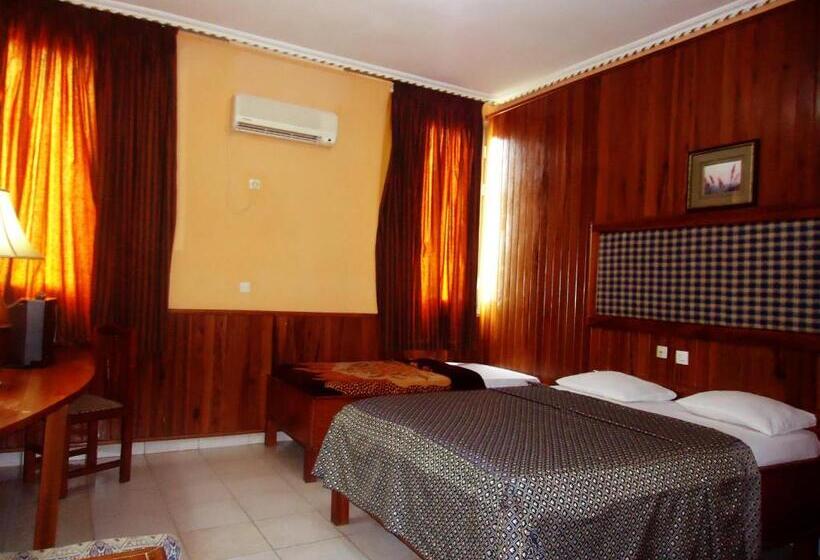 חדר משפחתי, Saffana