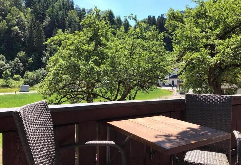 Номер Стандарт, Untergrundgut