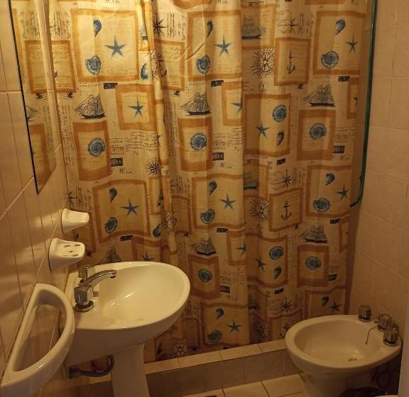 Семейный Номер, Sauce Viejo