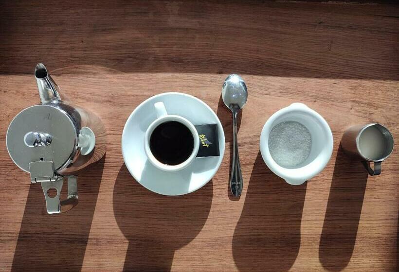 استودیوی استاندارد, Valiha Serviced Apartments Antananarivo