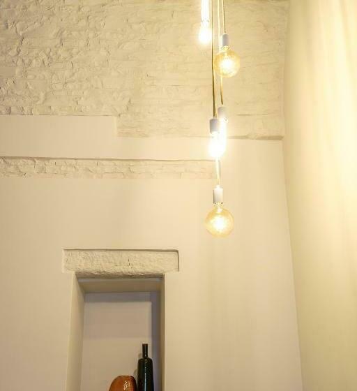 חדר דלוקס, Paso A Paso