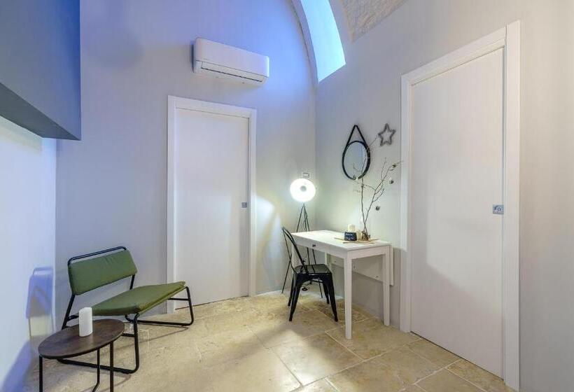 חדר דלוקס, Paso A Paso