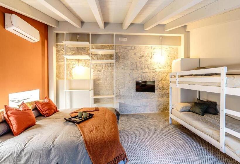 חדר דלוקס, Paso A Paso