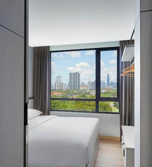 Studio Standard, Komune Living & Wellness In The Park