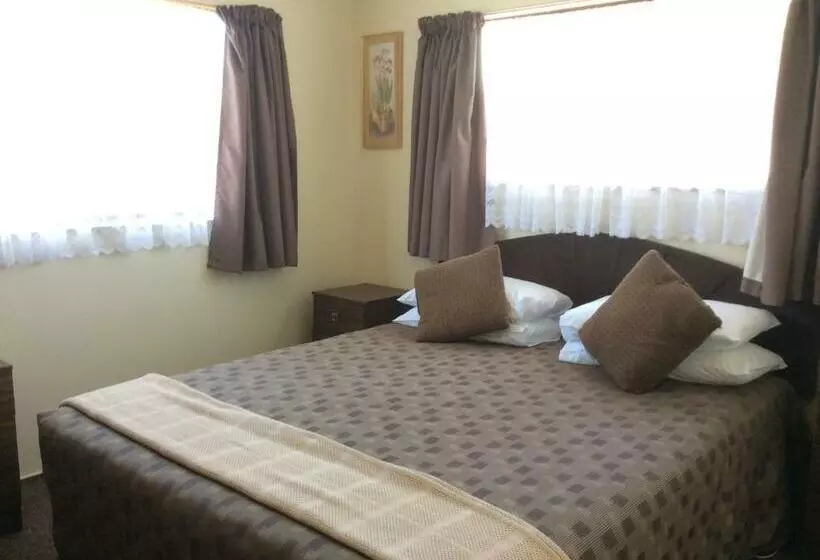 خانه 2 خوابه, Asure Kapiti Court Motel