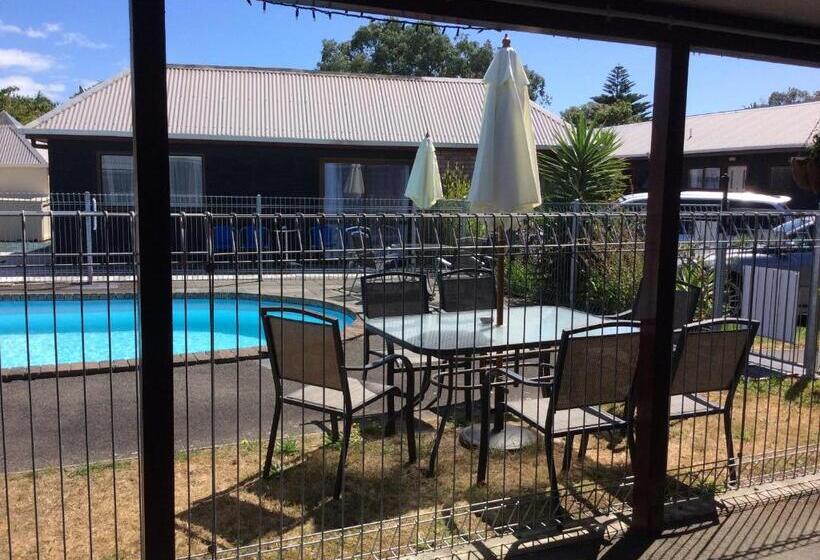 آپارتمان 2 خوابه, Asure Kapiti Court Motel