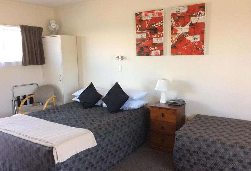 استودیوی استاندارد, Asure Kapiti Court Motel