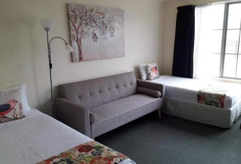 ２ベッドルームアパートメント, Colonial Lodge Motel