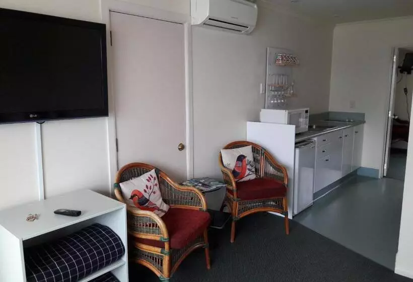 ２ベッドルームアパートメント, Colonial Lodge Motel