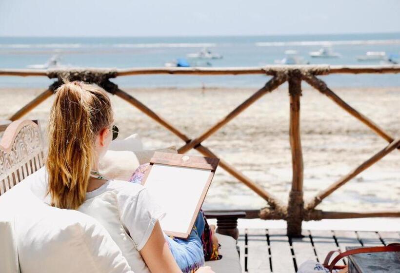 اتاق خانوادگی, Ocean Sports Resort