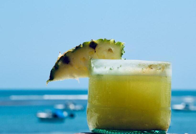 اتاق خانوادگی, Ocean Sports Resort