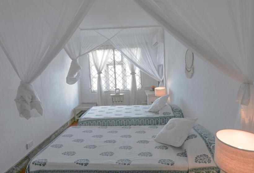 خانه 4 خوابه, Ocean Sports Resort