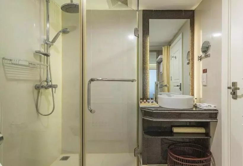 スイート, Haikou Jingheng Hotel   Formerly The New Osrock