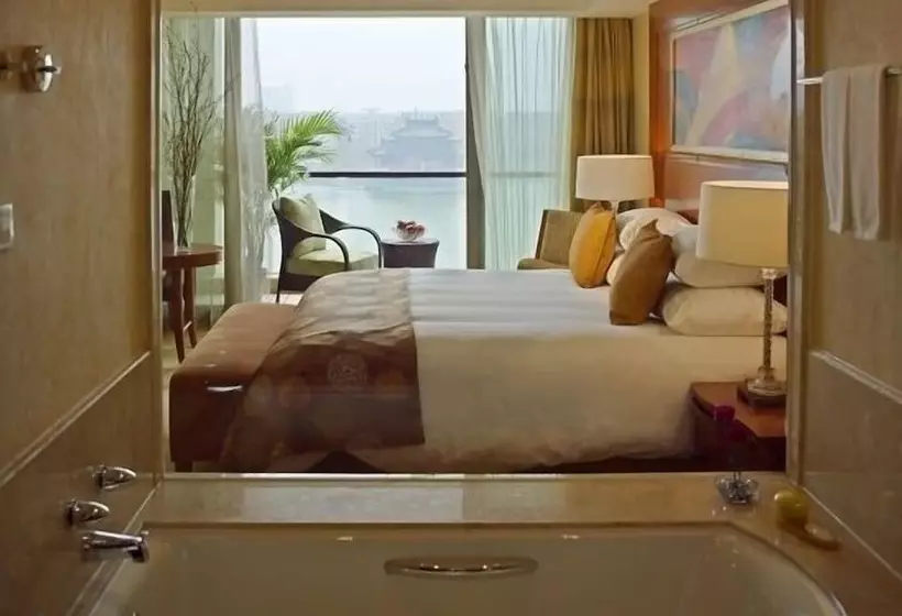 レイクビューデラックスルーム, New Century Grand Hotel Kaifeng