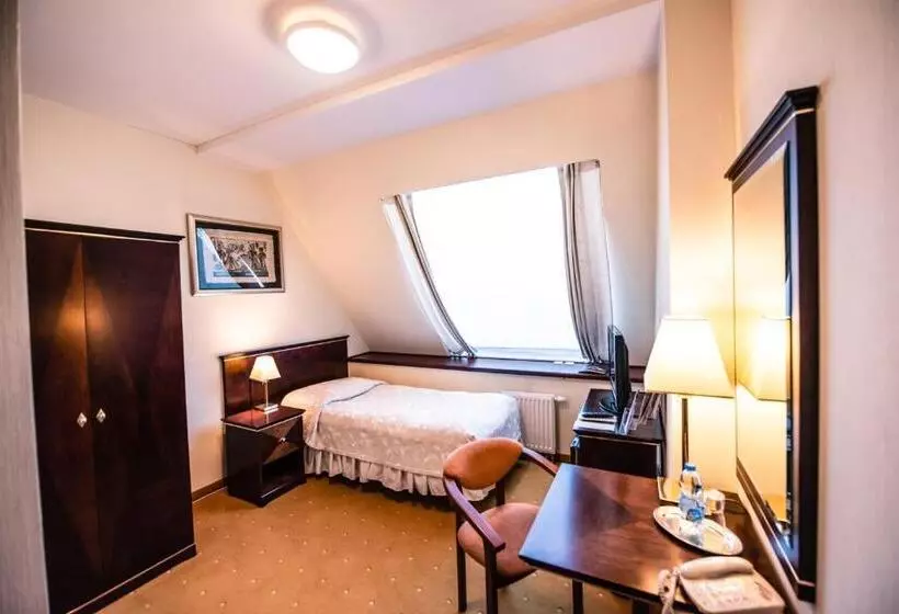 エコノミーシングルルーム, Piramida Park Hotel & Wellness