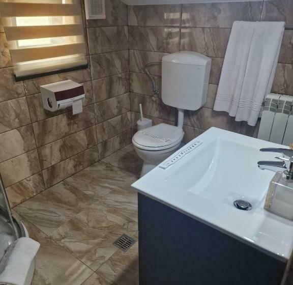 带阳台的豪华间, Casa Andu