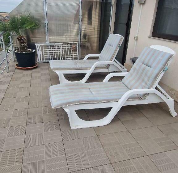 带阳台的豪华间, Casa Andu