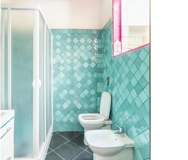 غرفة قياسية, Diamante