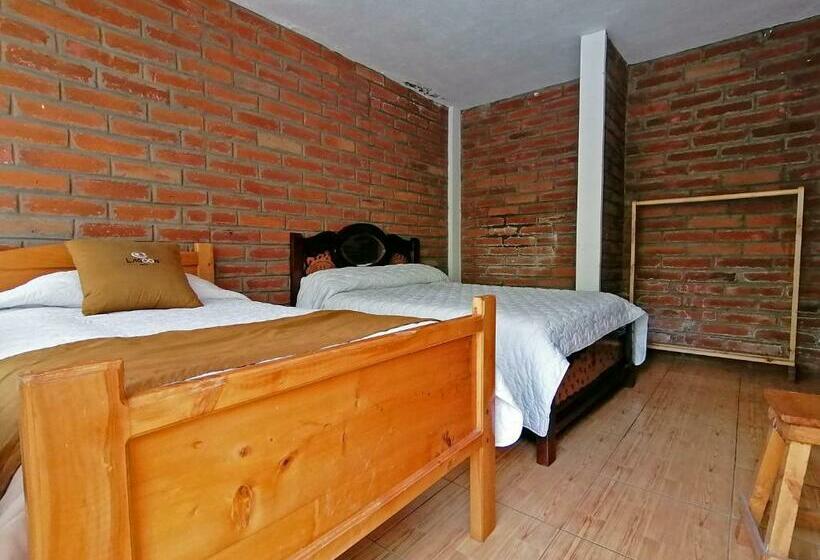 اتاق استاندارد یک نفره, Lagoon Hotel Chugchilan