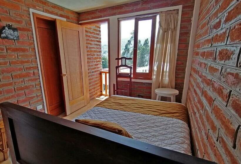 اتاق استاندارد یک نفره, Lagoon Hotel Chugchilan