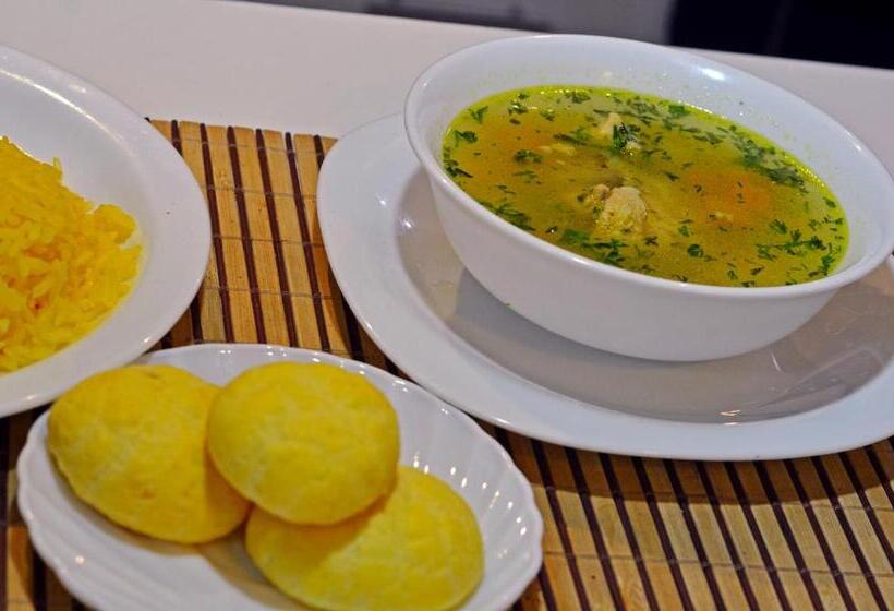 اتاق استاندارد یک نفره, Lagoon Hotel Chugchilan