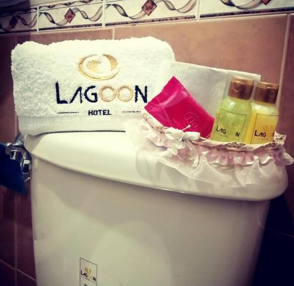 اتاق استاندارد یک نفره, Lagoon Hotel Chugchilan