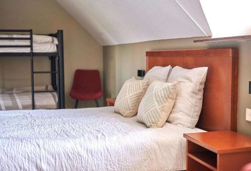 ガーデンビュースタンダード４ベッドルーム, B&b Abdeshof