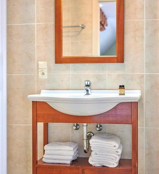 スタンダード４人部屋, B&b Abdeshof