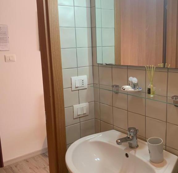 Triple Room Sea View, B&b Giallolumia