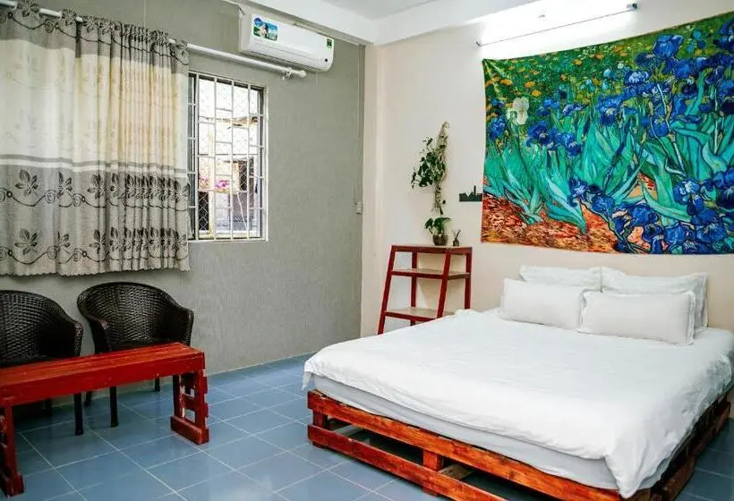 اتاق استاندارد با تخت بزرگ, Bụi Hostel   Bến Tàu Rạch Giá