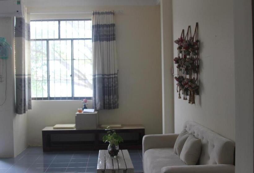 اتاق استاندارد با تخت بزرگ, Bụi Hostel   Bến Tàu Rạch Giá