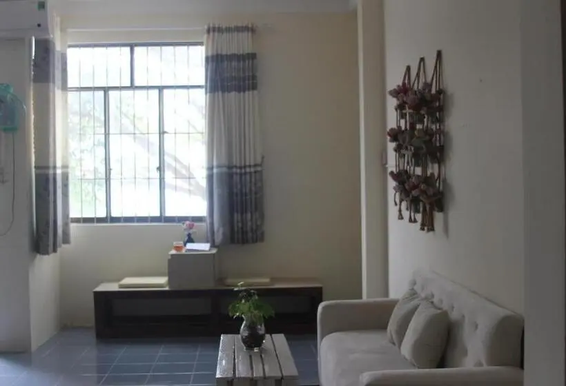اتاق استاندارد با تخت بزرگ, Bụi Hostel   Bến Tàu Rạch Giá
