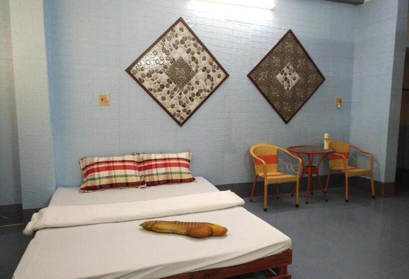 اتاق استاندارد با تخت بزرگ, Bụi Hostel Bến Tàu Rạch Giá