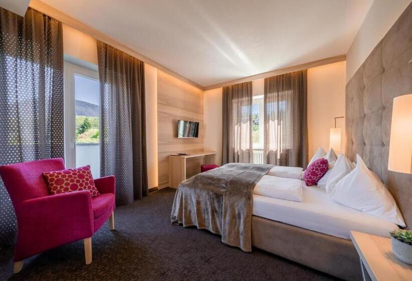 标准间带阳台, Frangart An Der Weinstraße