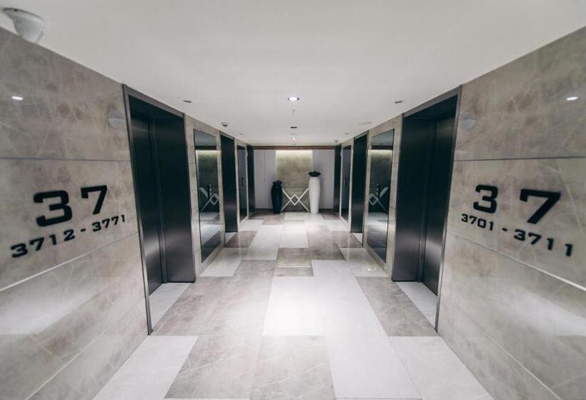 استودیوی استاندارد با چشم‌انداز دریا, Orbi City Batumi With Sea View