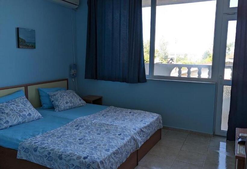 غرفة ديلوكس عائلية, Guest House Chalakov